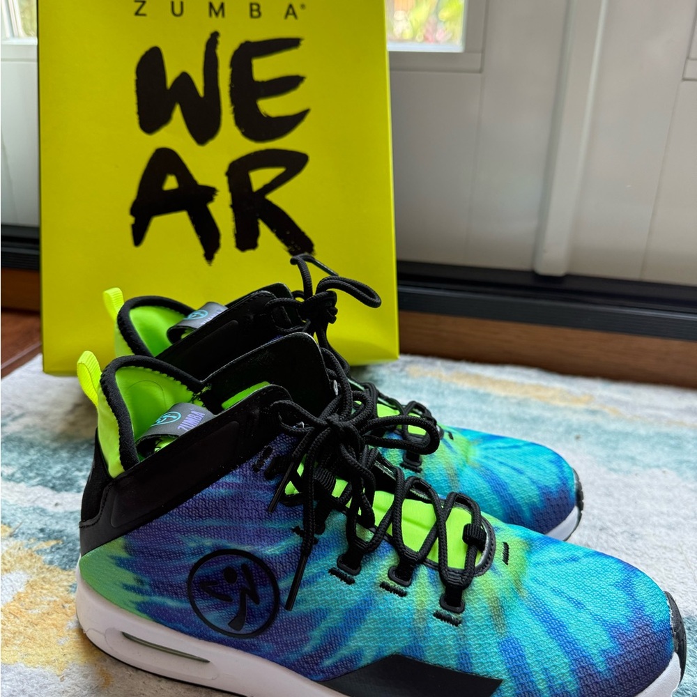 Zumba Air Funk Shoes Size 9